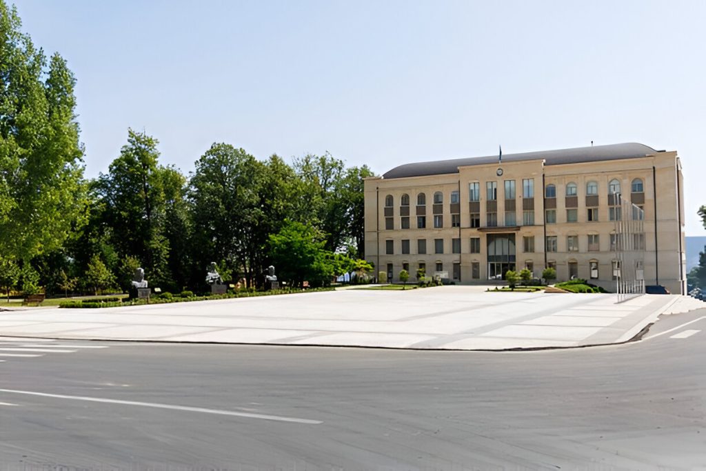 Parkway Plaza – Dallas, TX